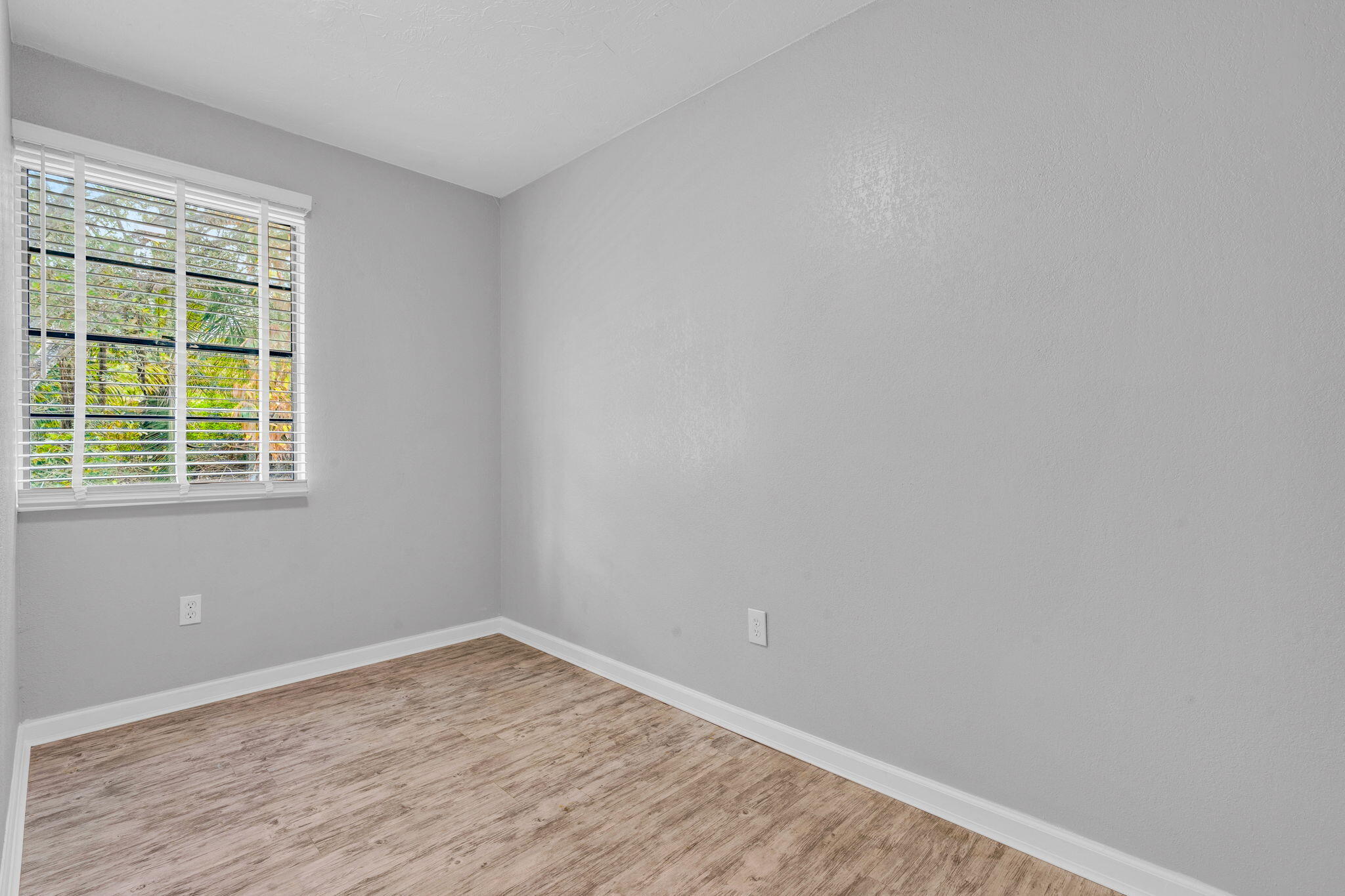 21702 Asturias Road Cudjoe, FL 33042 - Photo 23 of 44 Guest Bedroom