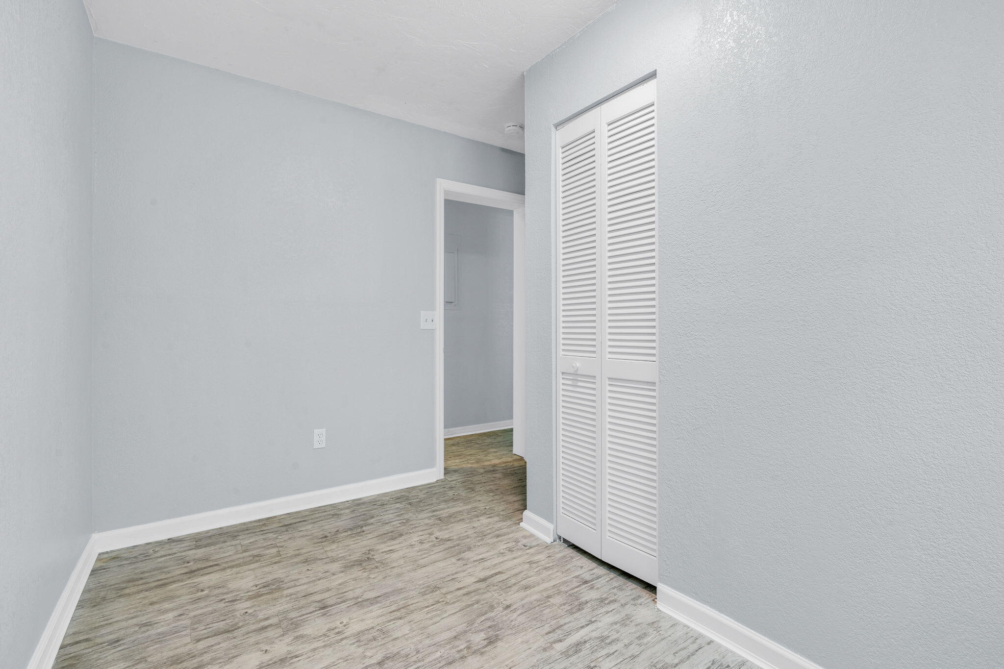 21702 Asturias Road Cudjoe, FL 33042 - Photo 24 of 44 Guest Bedroom