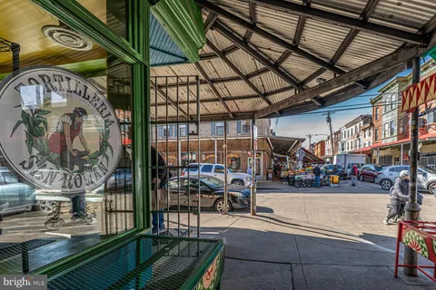 $369,999 | 949 South 9th Street, Philadelphia, PA 19147