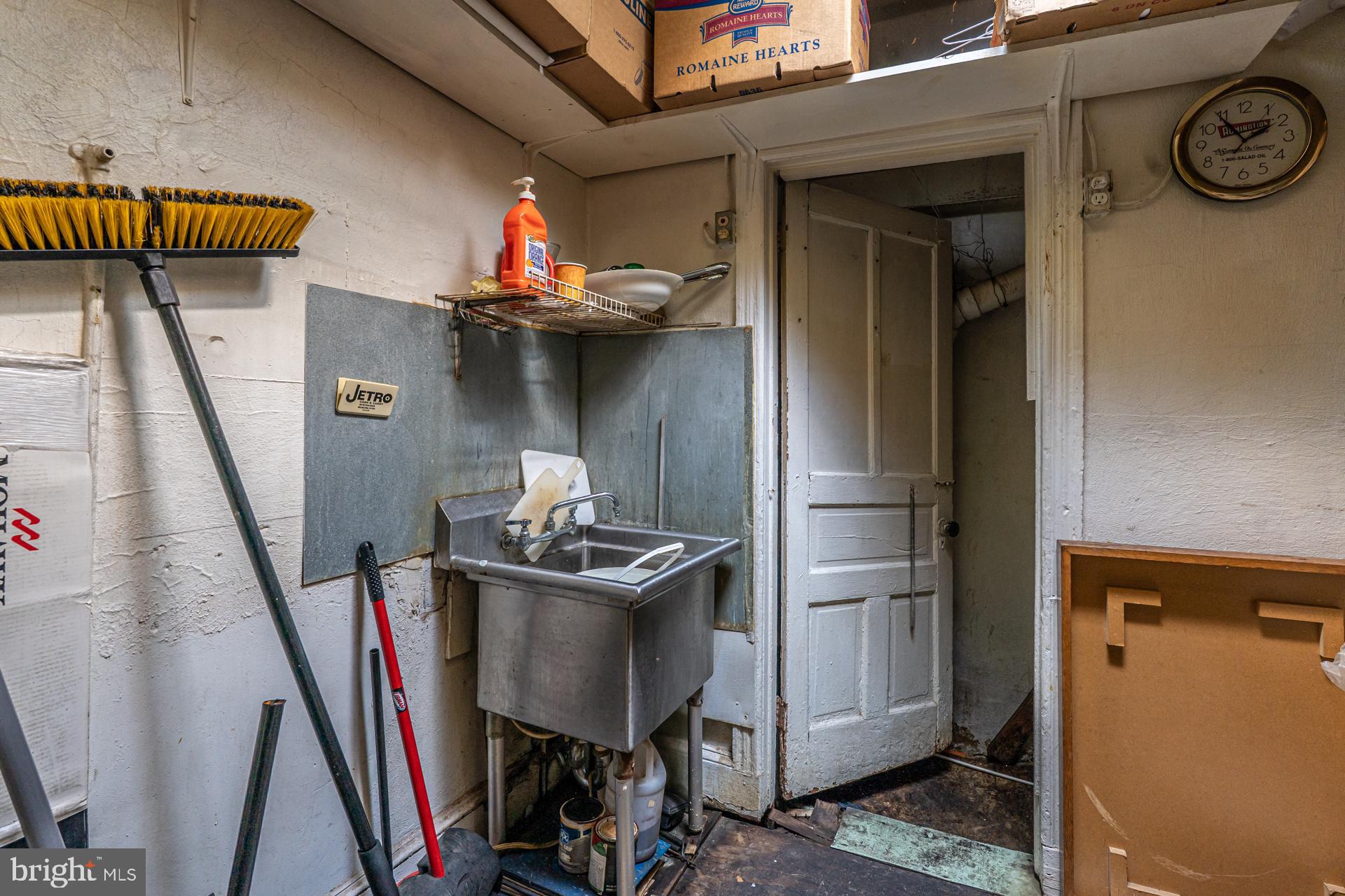 949 South 9th Street Philadelphia, PA 19147 - Photo 29 of 40