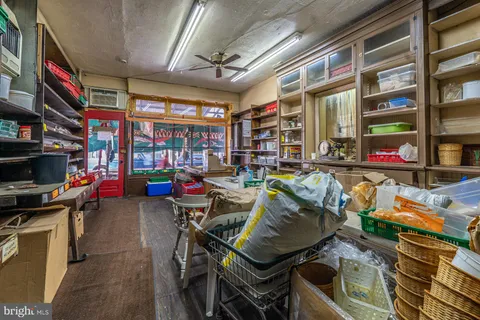 $369,999 | 949 South 9th Street, Philadelphia, PA 19147