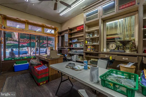 $369,999 | 949 South 9th Street, Philadelphia, PA 19147