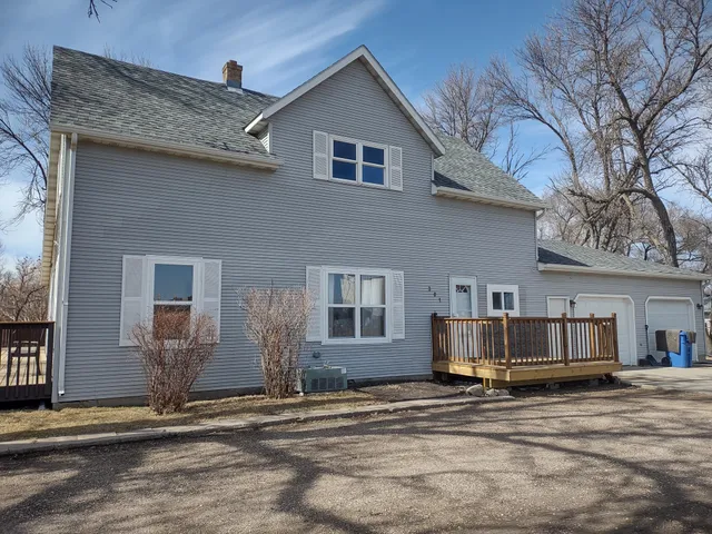 $299,000 | 301 2nd Avenue Southwest, Barnesville, MN 56514
