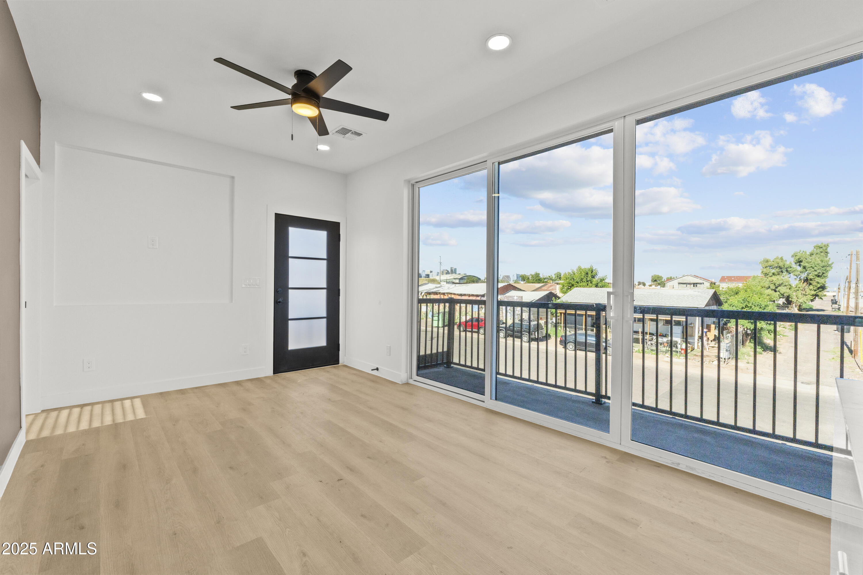 1502 South 14th Street Phoenix, AZ 85034 - Photo 28 of 43