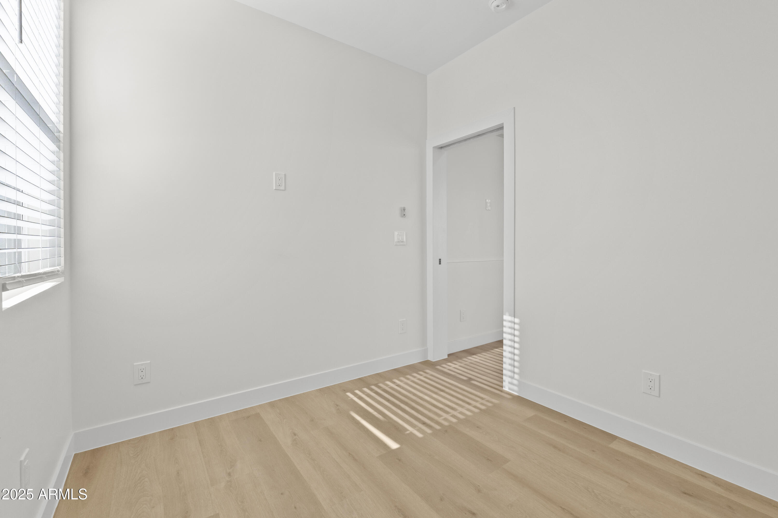 1502 South 14th Street Phoenix, AZ 85034 - Photo 39 of 43 a view of an empty room