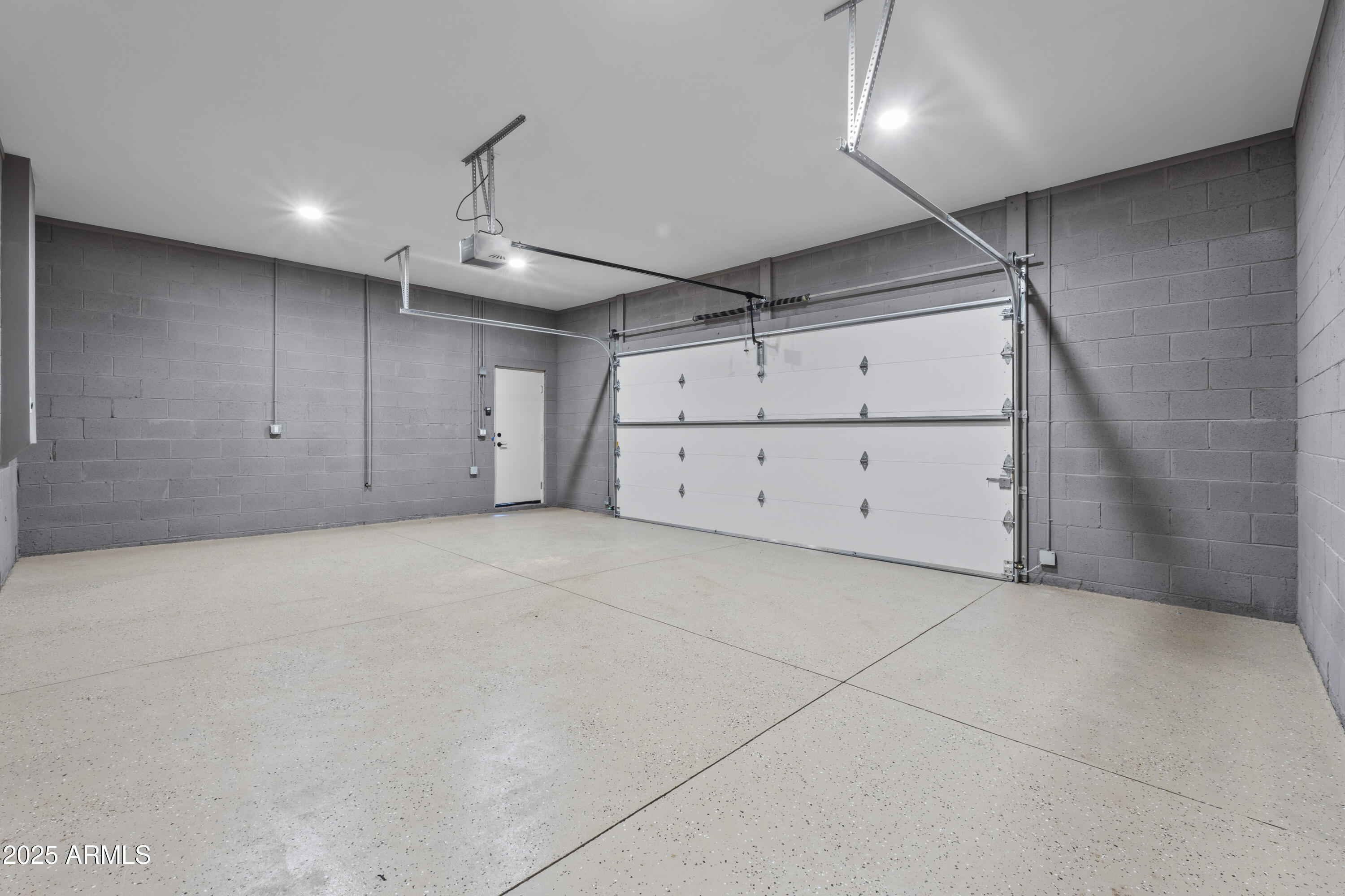 1502 South 14th Street Phoenix, AZ 85034 - Photo 43 of 43 a view of garage