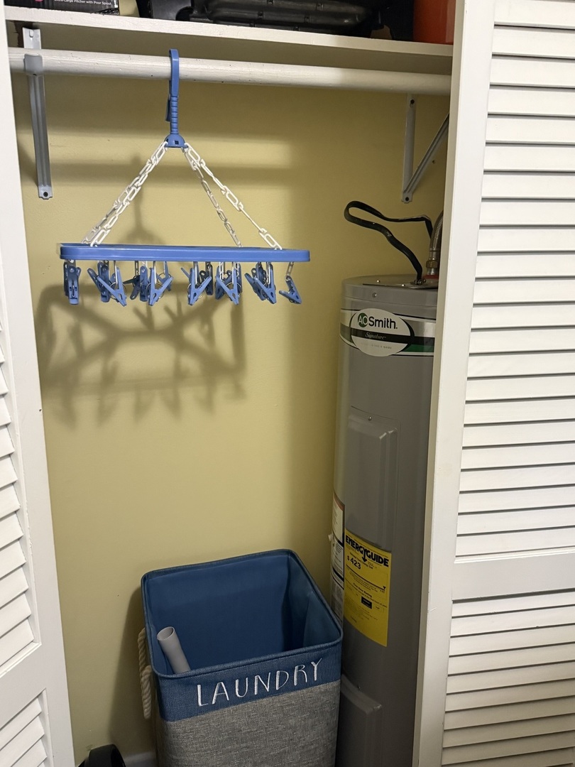 602 William Street Sesser, IL 62884 - Photo 20 of 39 a view of walk in closet
