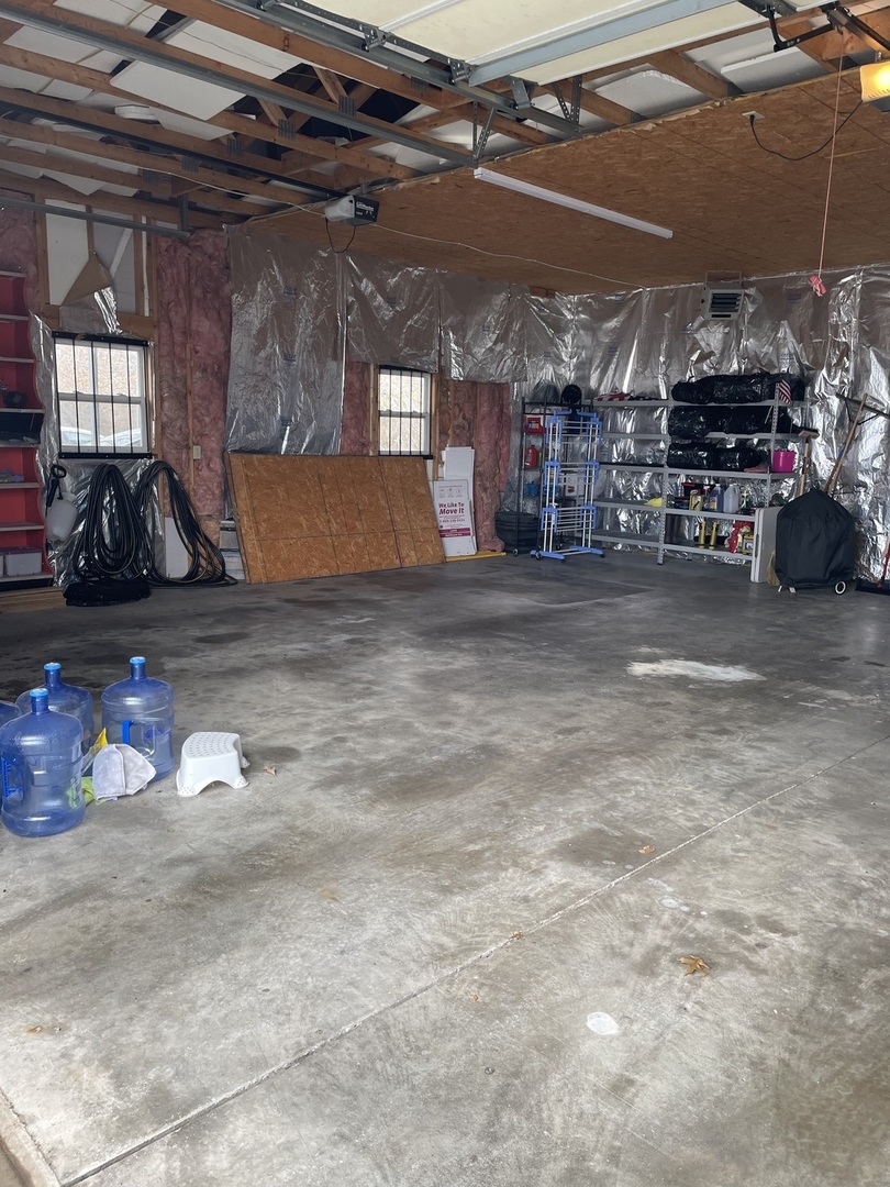 602 William Street Sesser, IL 62884 - Photo 5 of 39 a view of a garage