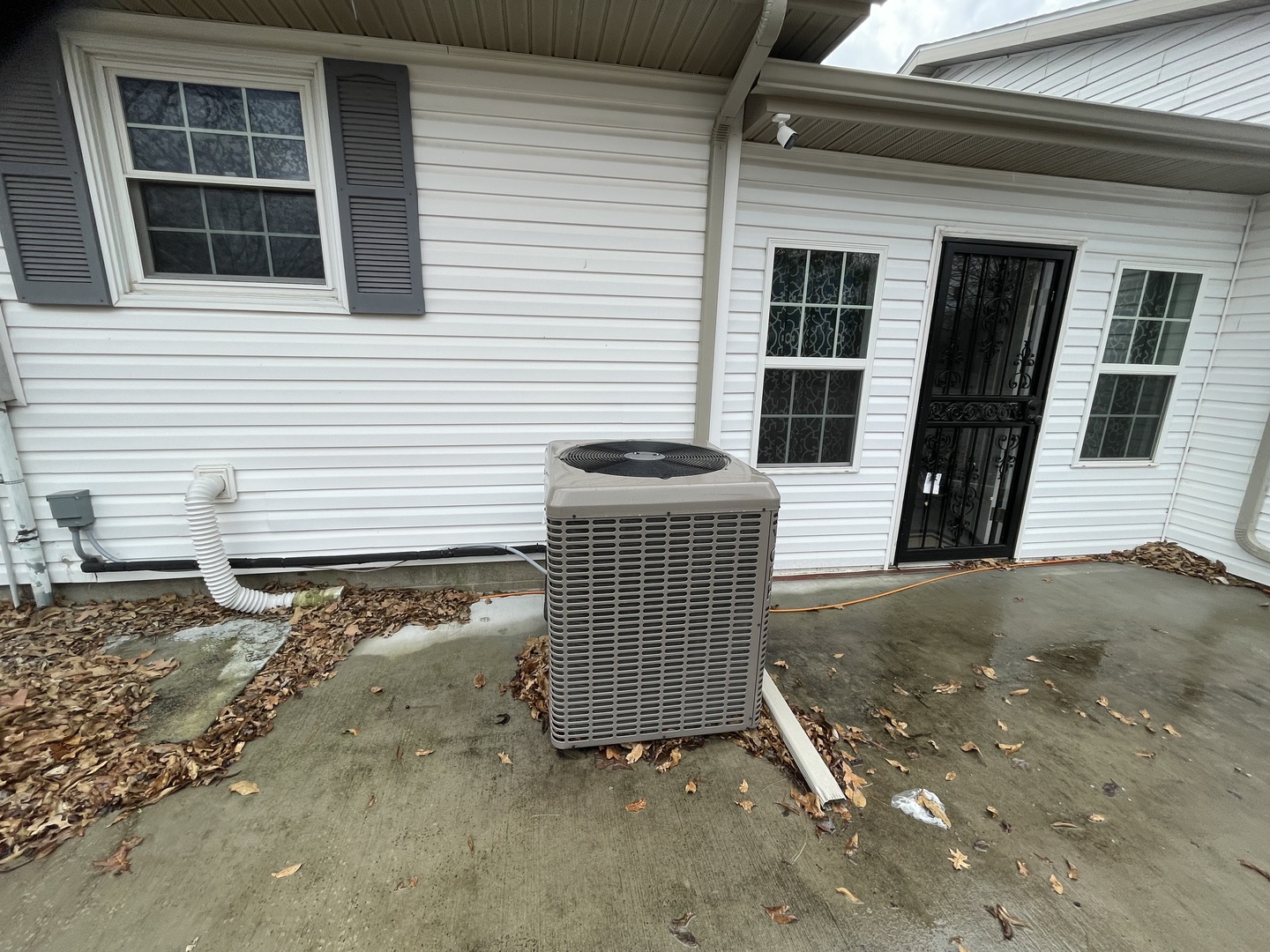 602 William Street Sesser, IL 62884 - Photo 6 of 39 a view of a porch with a door