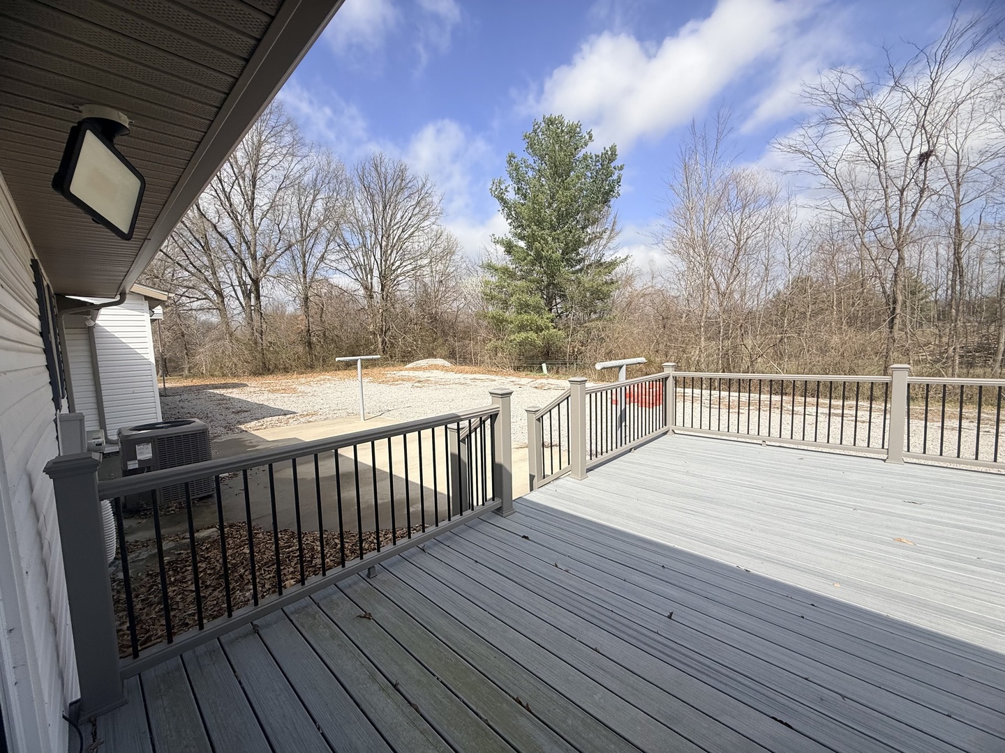 602 William Street Sesser, IL 62884 - Photo 10 of 39 a view of a roof deck