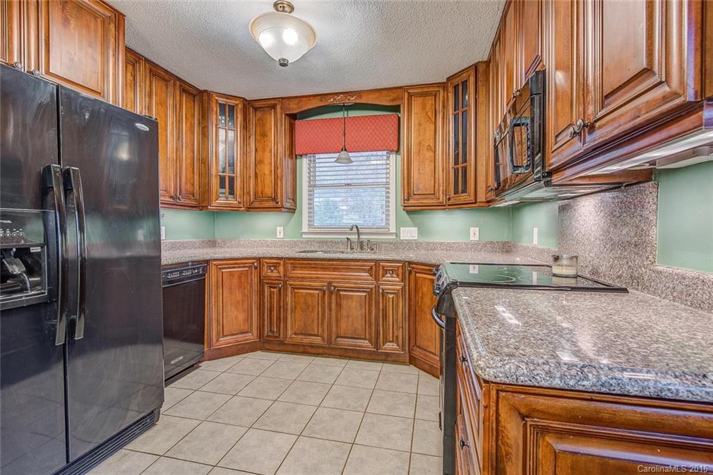 313 Gaither Road Belmont, NC 28012 - Photo 3 of 23 Gallery Image 3