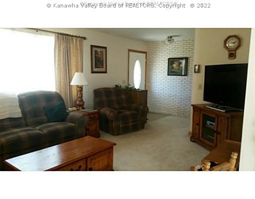 304 Oakview Terrace Ripley, WV 25271 - Photo 3 of 16 Living Room.