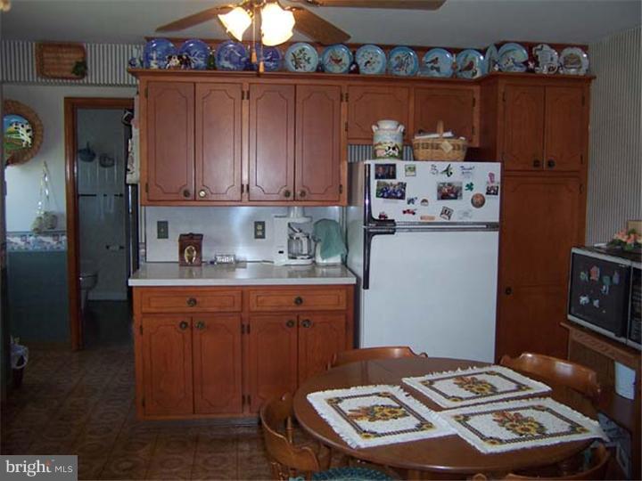 239 Weller Road Barto, PA 19504 - Photo 3 of 16 Gallery Image 3