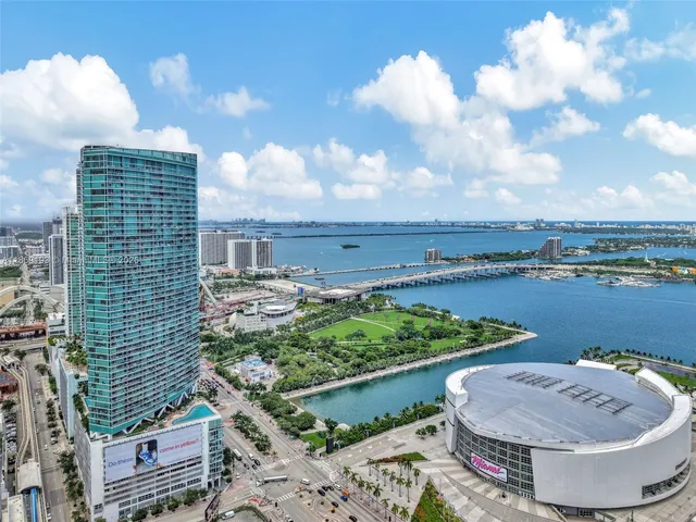 a view of a lake and outdoor space