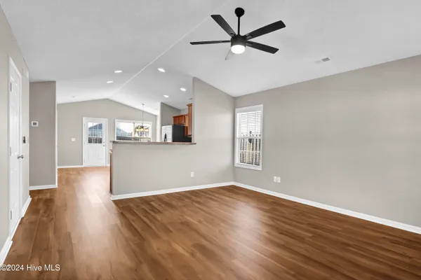 $2,200 | 613 Whittle Court, Wilmington, NC 28411