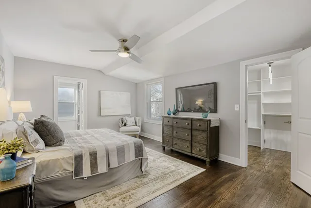 $874,900 | 9001 South Claremont Avenue, Chicago, IL 60643