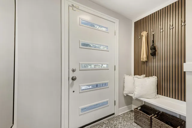 $874,900 | 9001 South Claremont Avenue, Chicago, IL 60643