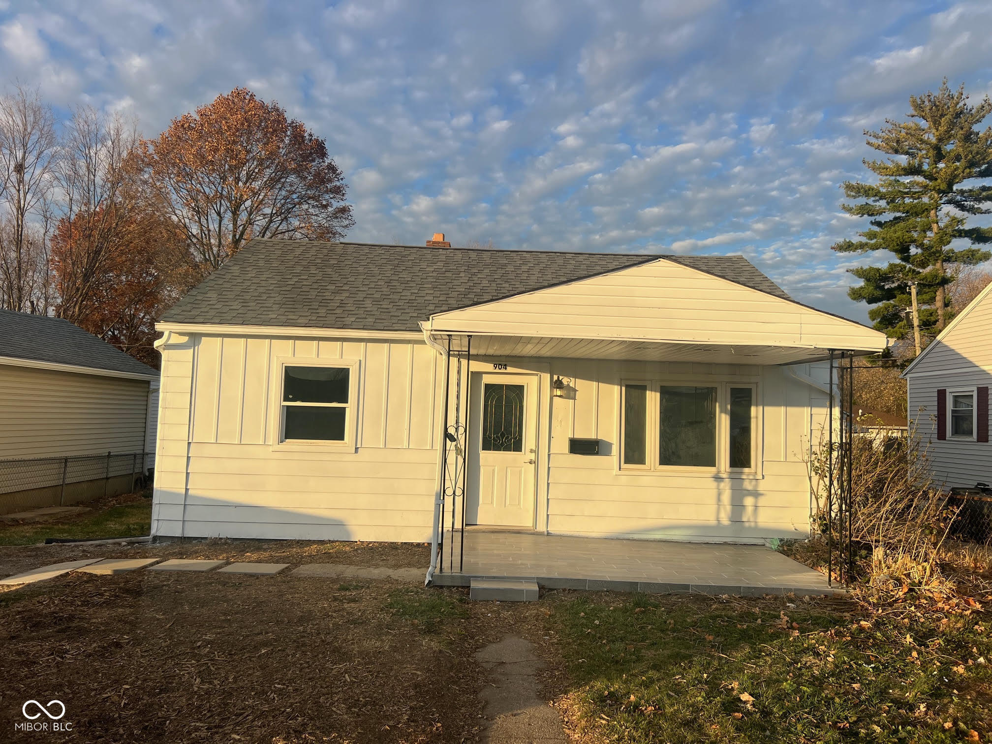 904 Cottage Avenue Crawfordsville, IN 47933 - Photo 2 of 21