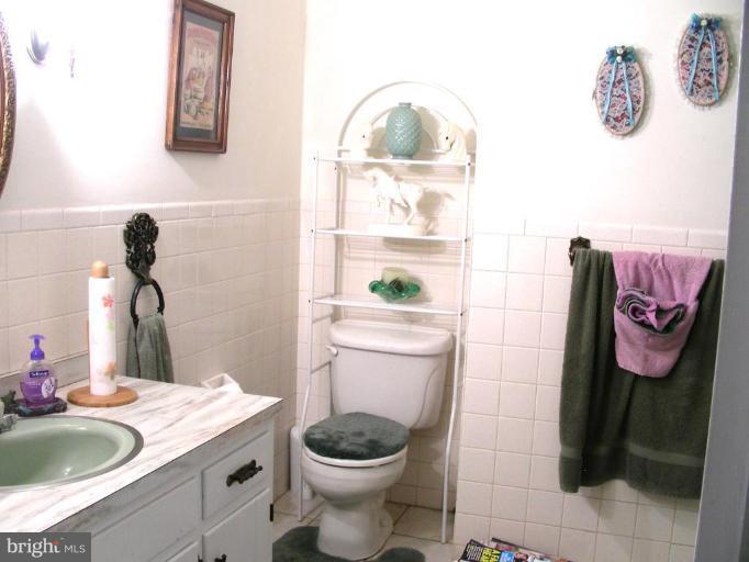 16400 Old Frederick Road Mount Airy, MD 21771 - Photo 17 of 22 Bath #4