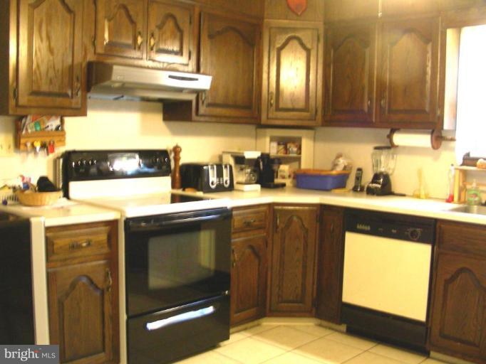 16400 Old Frederick Road Mount Airy, MD 21771 - Photo 21 of 22 Kitchen