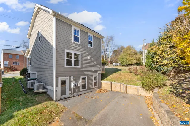 $520,000 | 1450 Avon Street, Charlottesville, VA 22902