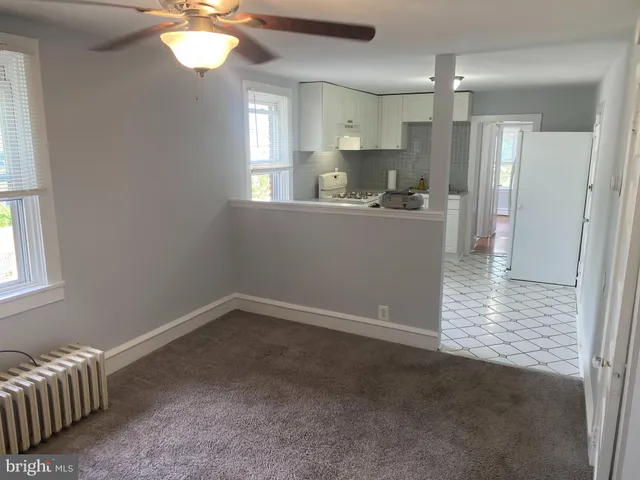 $1,450 | 3948 Mary Street, Drexel Hill, PA 19026