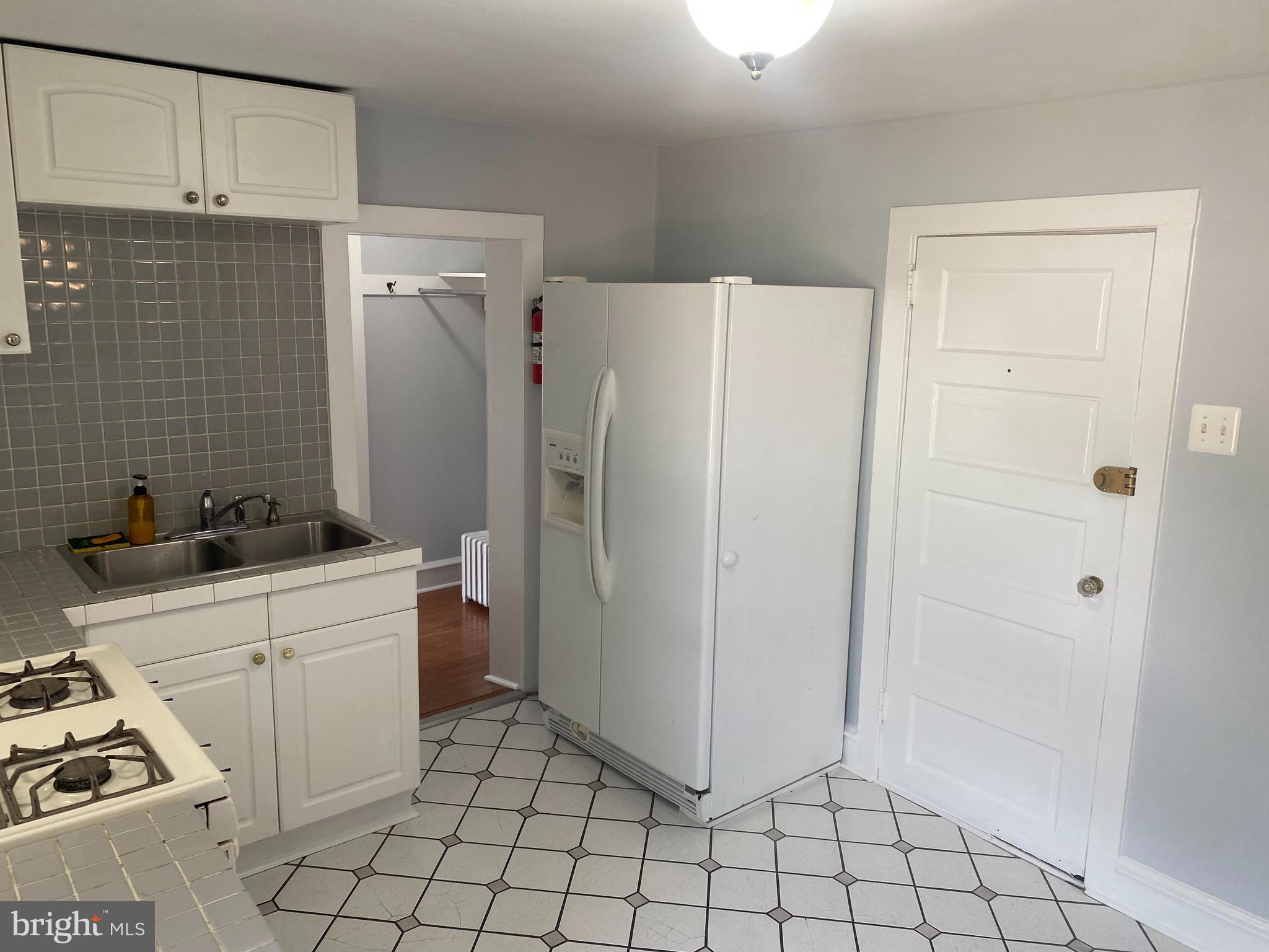 3948 Mary Street Drexel Hill, PA 19026 - Photo 4 of 13