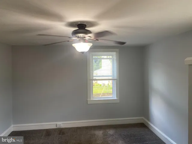 $1,450 | 3948 Mary Street, Drexel Hill, PA 19026