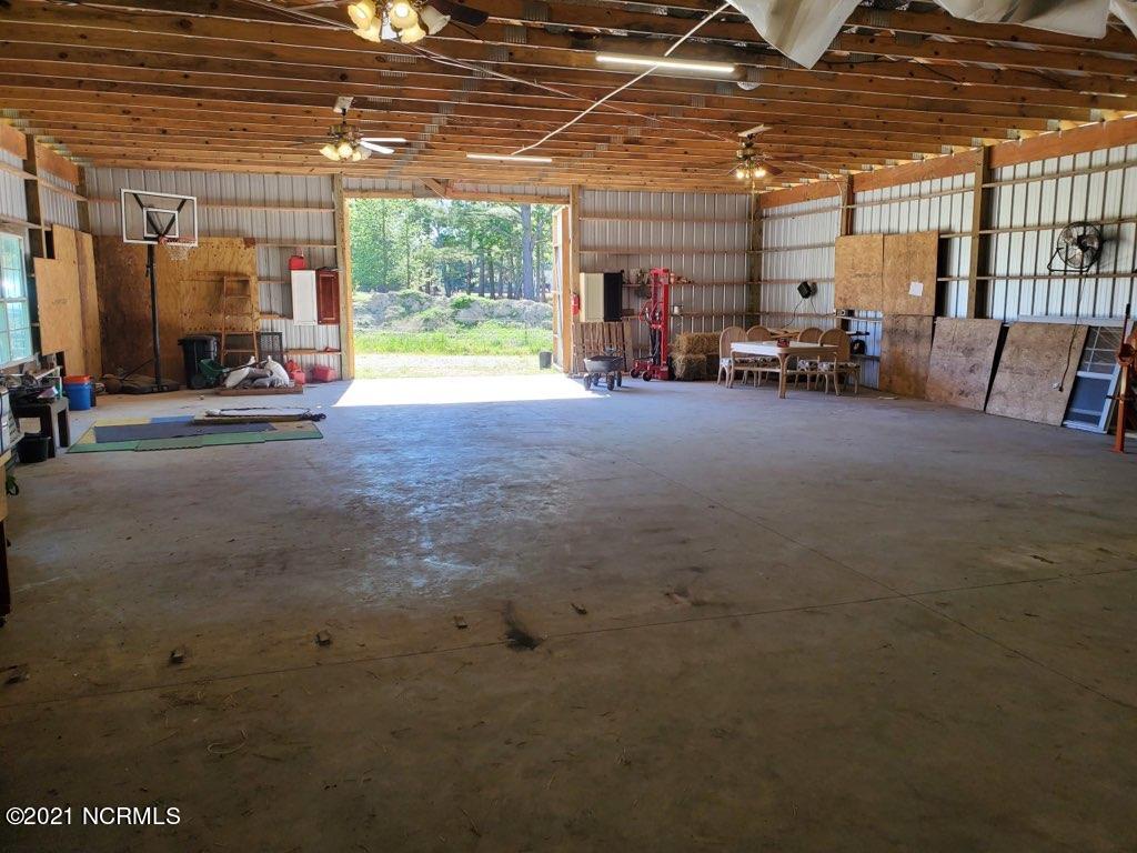 2530 Midway Road Southeast Bolivia, NC 28422 - Photo 63 of 90 pole barn 5
