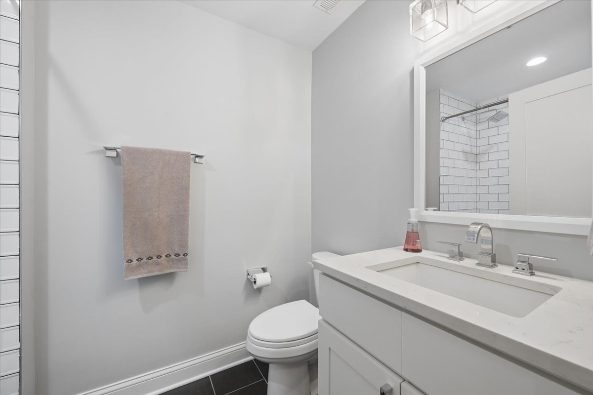 6 South Laflin Street, Unit 510 Chicago, IL 60607 - Photo 19 of 22