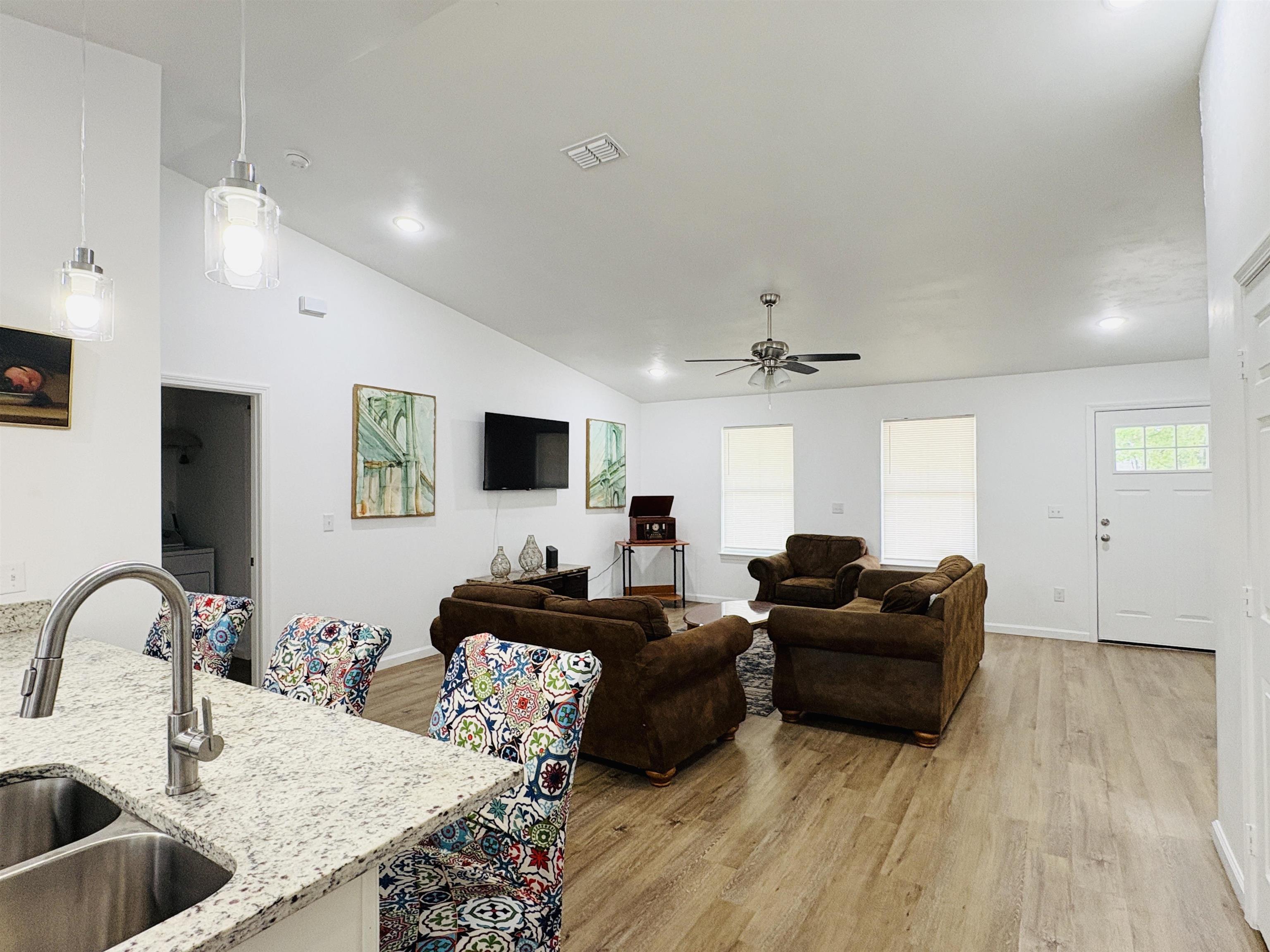 1127 Hill Street Quincy, FL 32351 - Photo 3 of 15