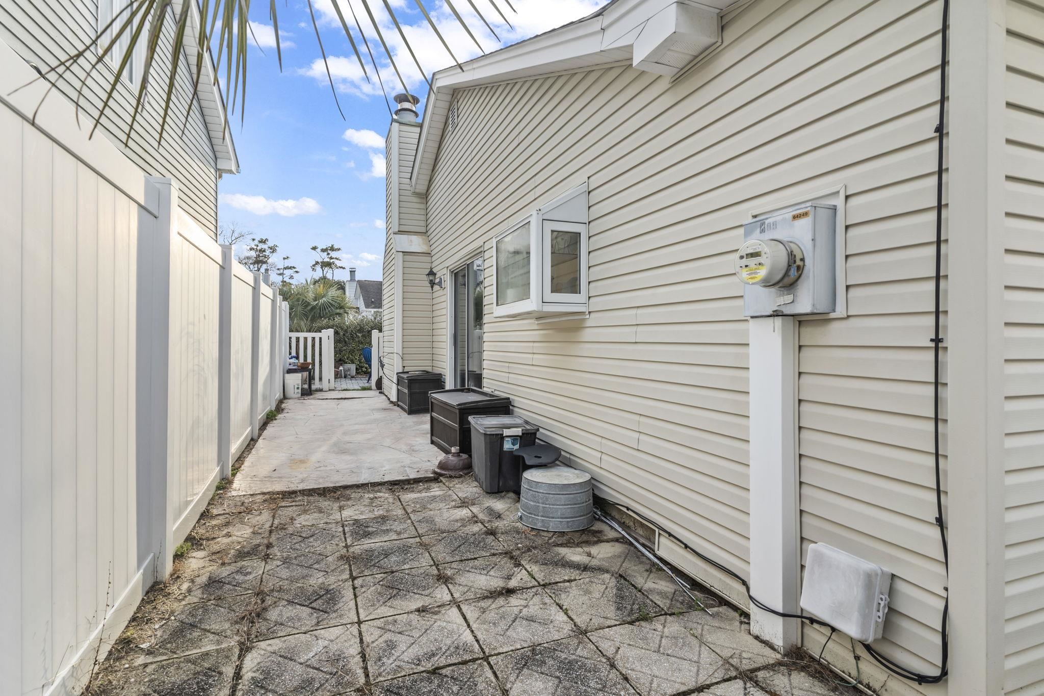 811 9th Avenue South North Myrtle Beach, SC 29582 - Photo 30 of 35 View of patio / terrace