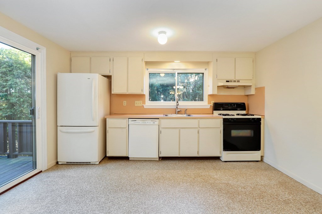 165 Leland Farm Road, Unit 165 Ashland, MA 01721 - Photo 5 of 36 Gallery Image 5