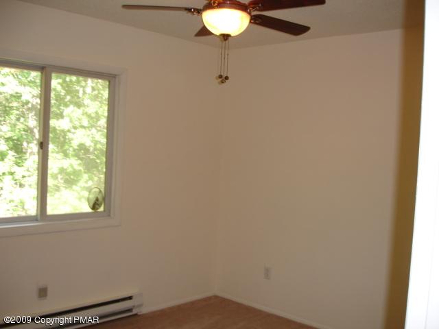 D6 Balson Road Stroudsburg, PA 18360 - Photo 7 of 19 Bedroom