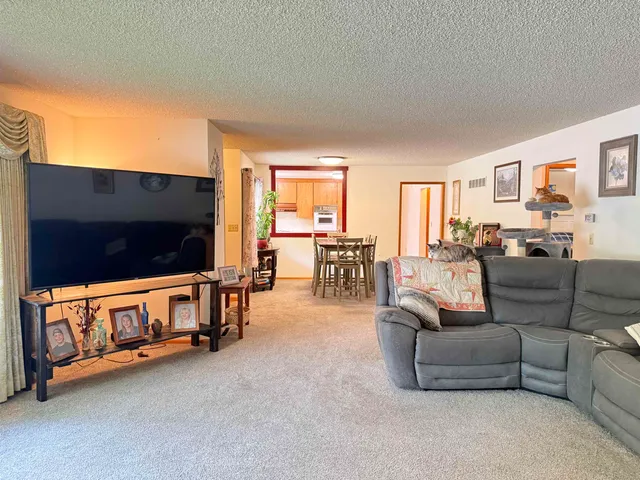 $435,000 | 16 West Douglas Street, Harrington, WA 99134