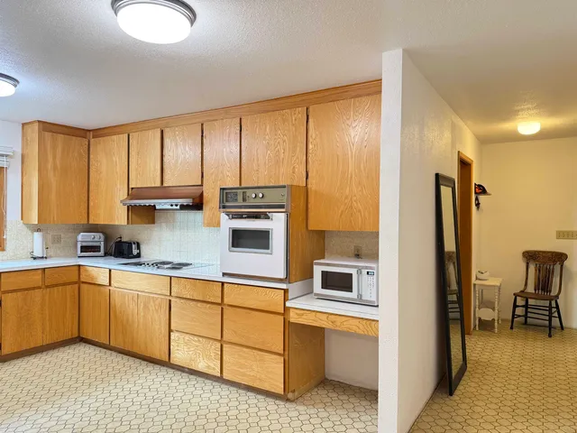 $435,000 | 16 West Douglas Street, Harrington, WA 99134