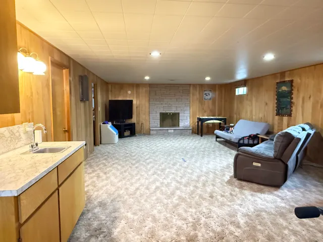 $435,000 | 16 West Douglas Street, Harrington, WA 99134