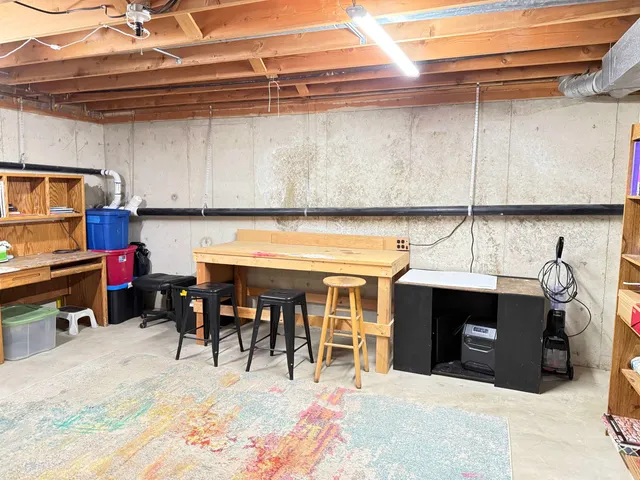 $435,000 | 16 West Douglas Street, Harrington, WA 99134