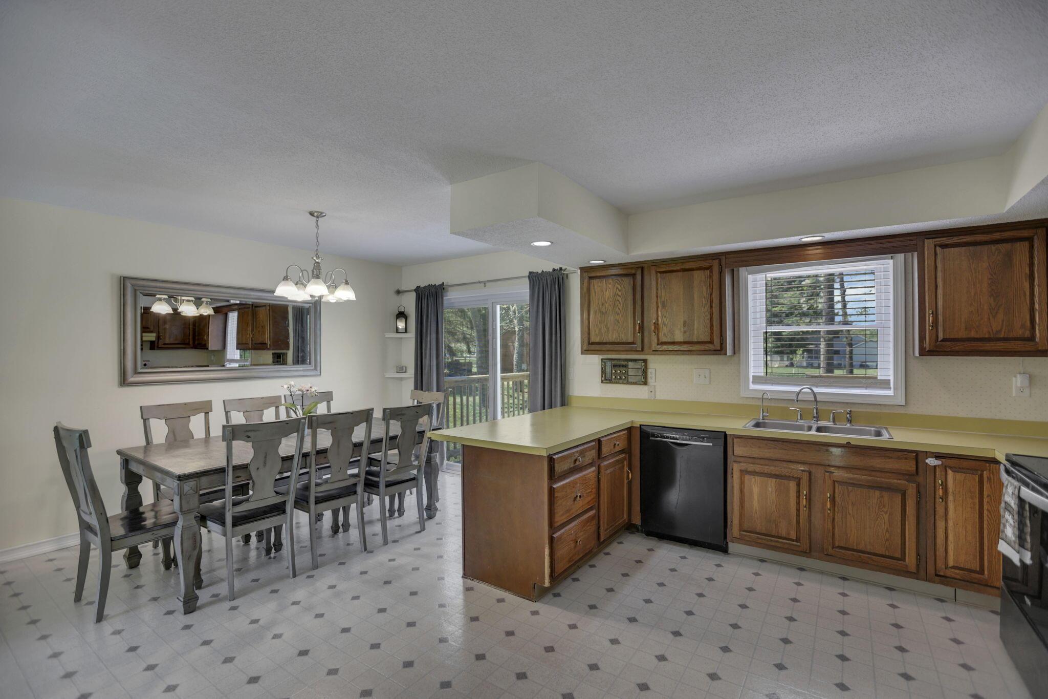 389 20 Grand Road Southwest Pataskala, OH 43062 - Photo 2 of 70 15-web-or-mls-SMEP2348