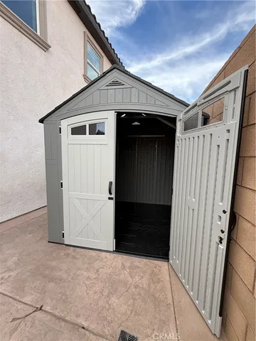 $2,000 | 7398 North Maple, Unit 3, Fontana, CA 92336