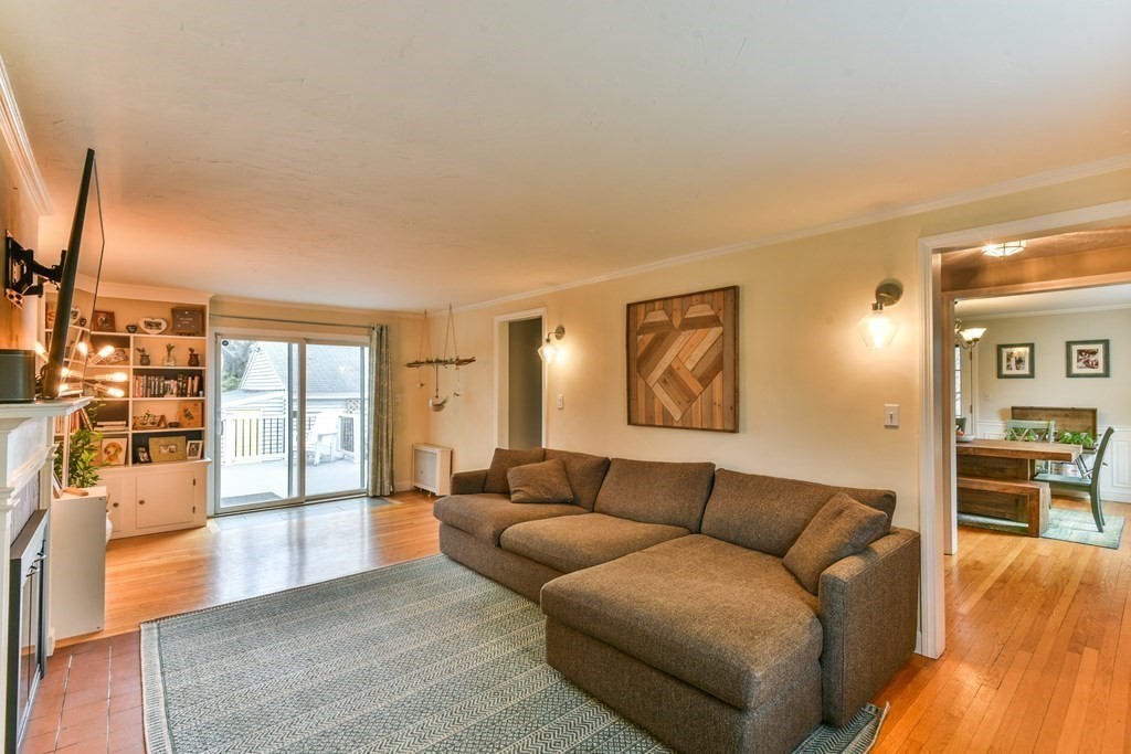 243 Beverly Road Worcester, MA 01605 - Photo 27 of 41