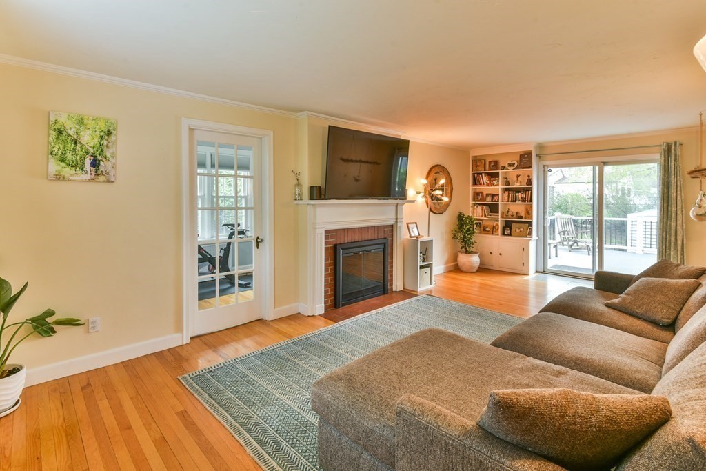 243 Beverly Road Worcester, MA 01605 - Photo 28 of 41