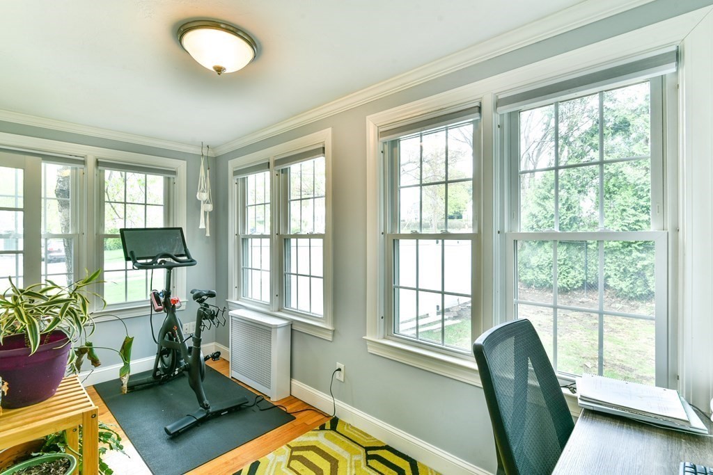 243 Beverly Road Worcester, MA 01605 - Photo 31 of 41 a living room with furniture and a table