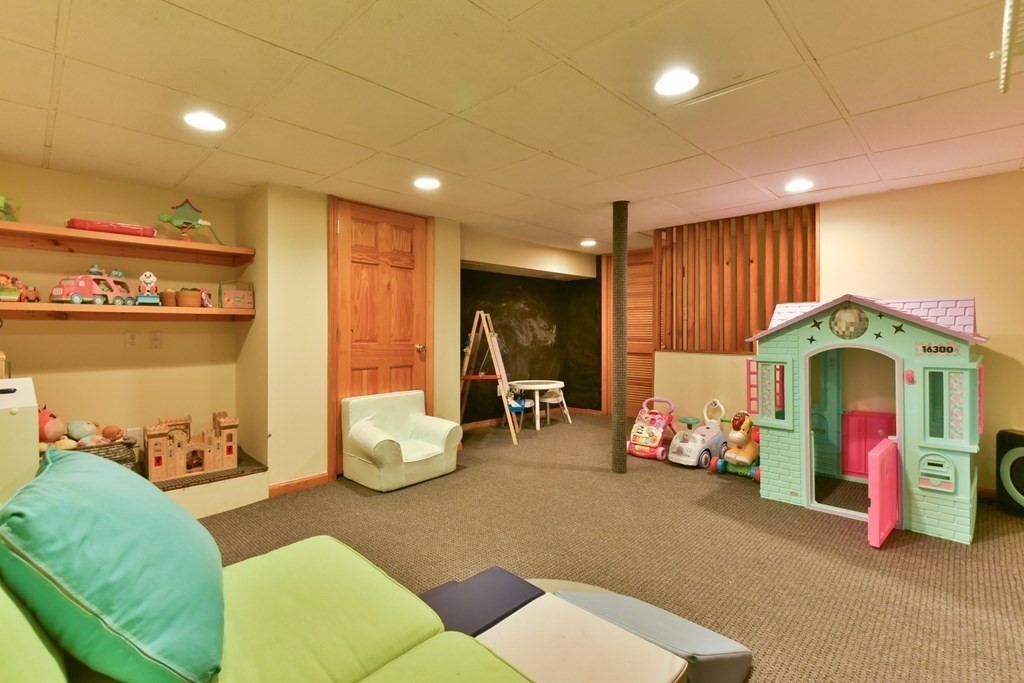 243 Beverly Road Worcester, MA 01605 - Photo 41 of 41 a bedroom with furniture and a large window