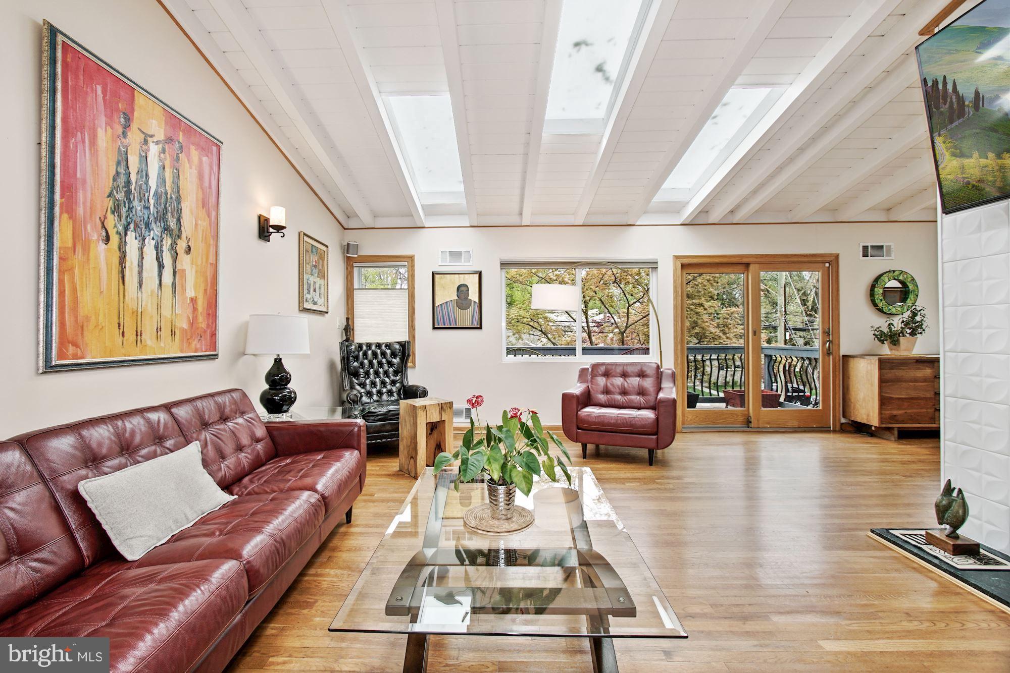 5310 Sangamore Road Bethesda, MD 20816 - Photo 6 of 55 Gallery Image 6