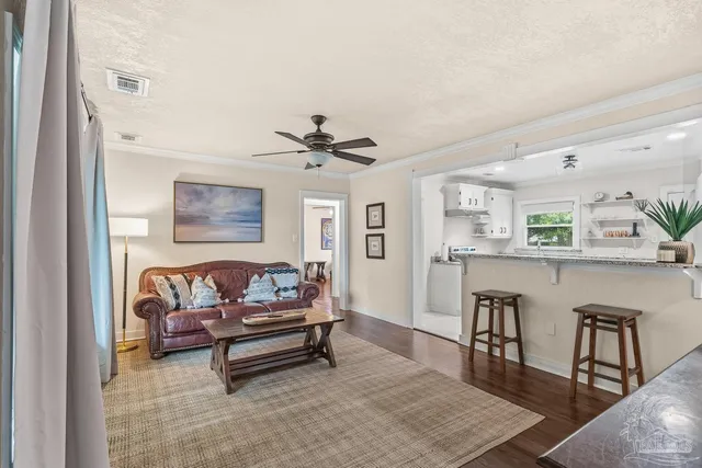 $429,000 | 1722 East Hatton Street, Pensacola, FL 32503