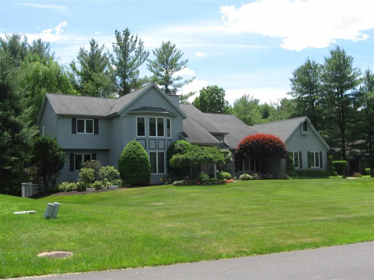 15 Stockbridge Road Bethlehem, NY 12159 - Photo 2 of 25 Photo 2