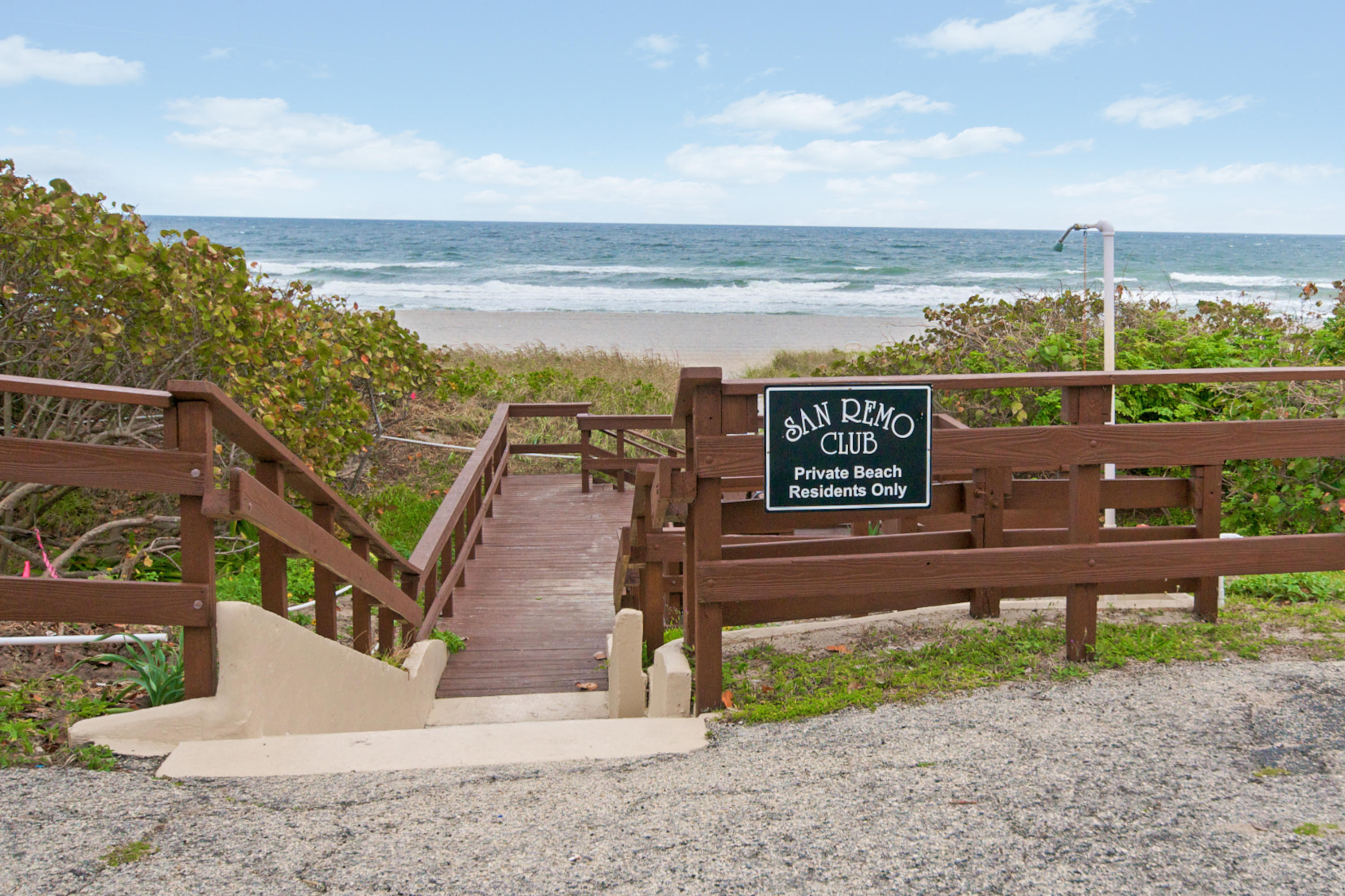 2871 North Ocean Boulevard, Unit V149 Boca Raton, FL 33431 - Photo 25 of 32 Private Beach Access