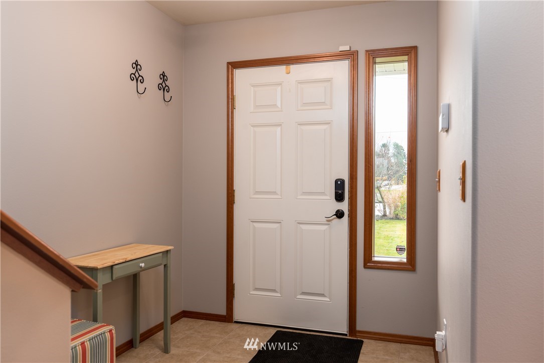 650 Cook Road Sedro-Woolley, WA 98284 - Photo 4 of 31