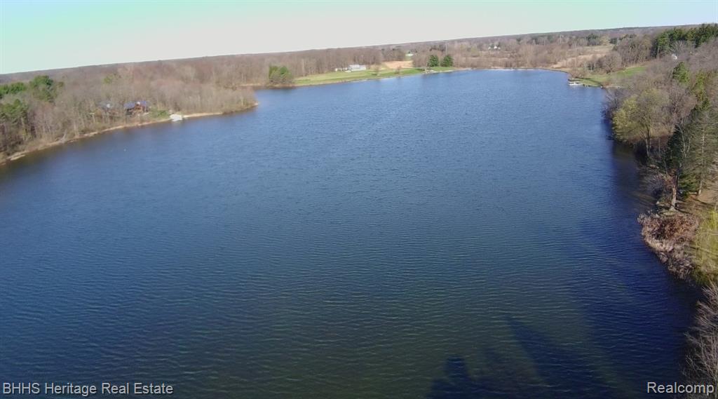 6233 Mack Road Howell, MI 48855 - Photo 6 of 52